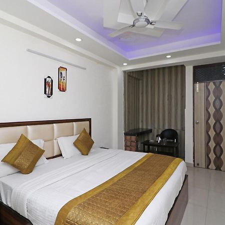 Hotel O Sweet Palace New Delhi Eksteriør billede