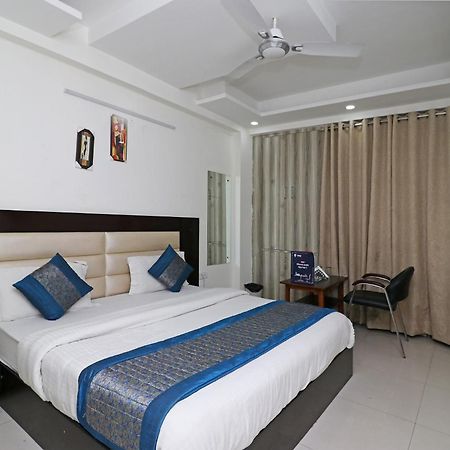 Hotel O Sweet Palace New Delhi Eksteriør billede