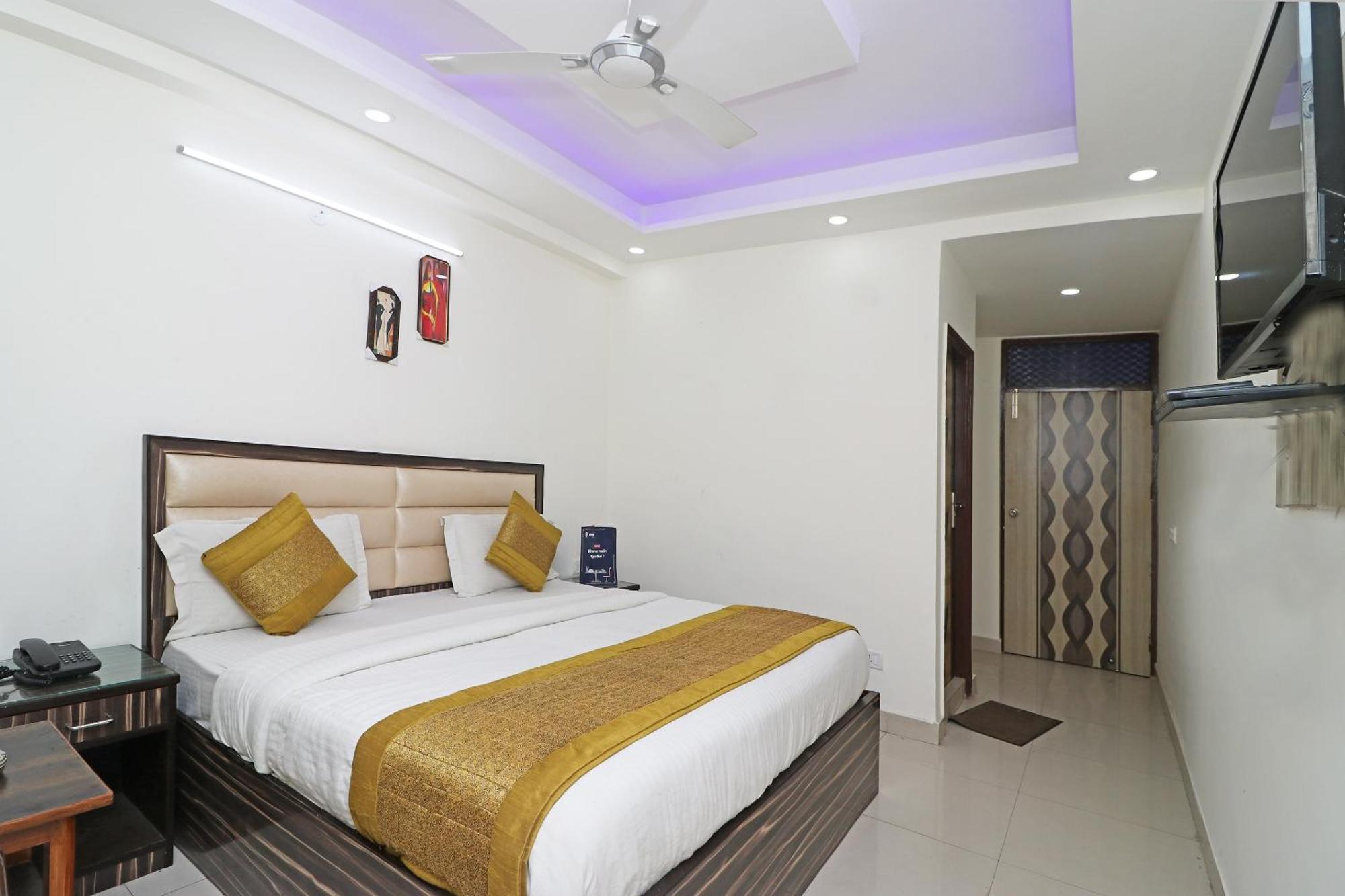 Hotel O Sweet Palace New Delhi Eksteriør billede
